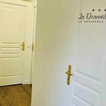 La Deauvillaise - Residence Du Golf Deauville Exterior photo