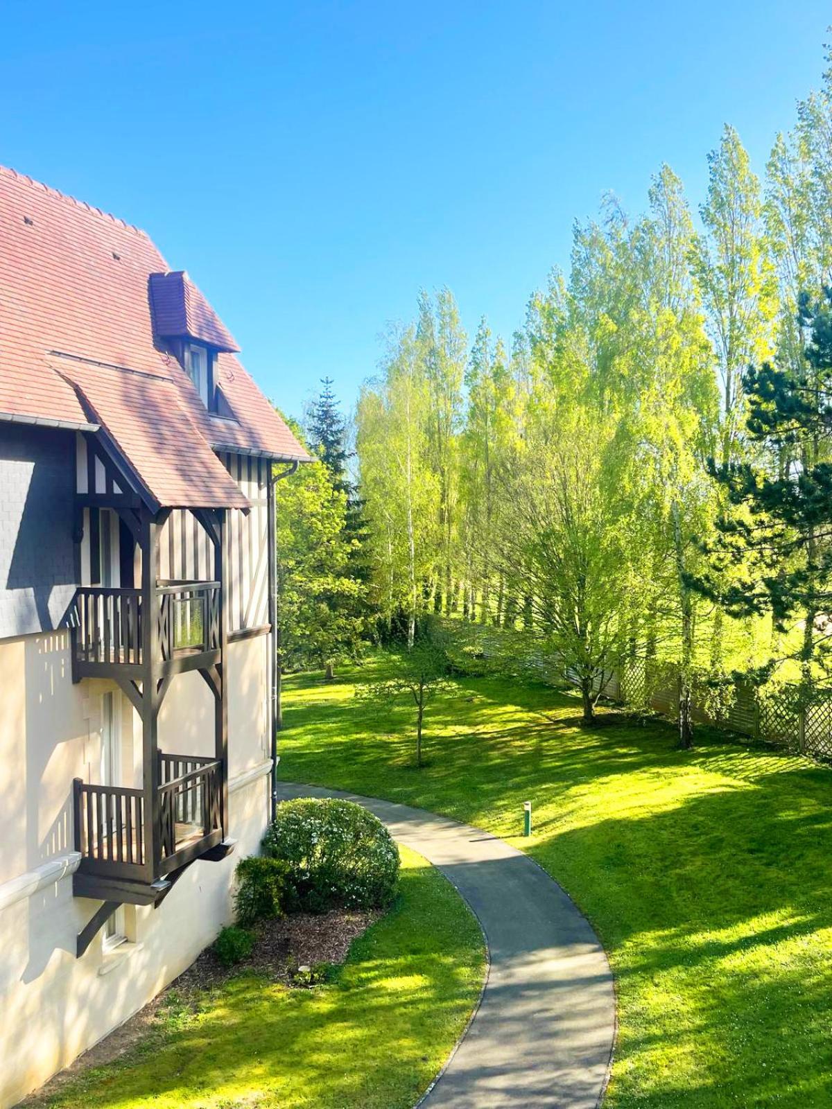 La Deauvillaise - Du Golf Apartment Deauville